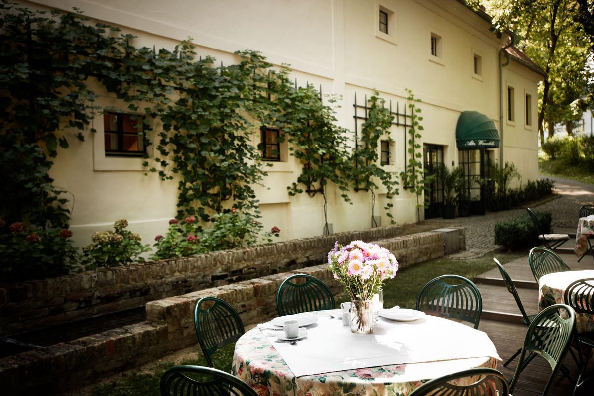 Alter Winzerkeller Bed & Breakfast Kirchberg am Wagram Eksteriør bilde